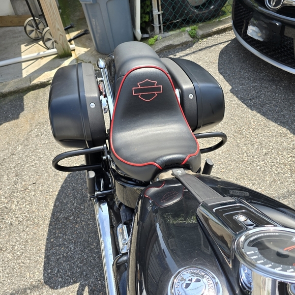 A softail seat custom made for harley davidson - Picture 3 of 4